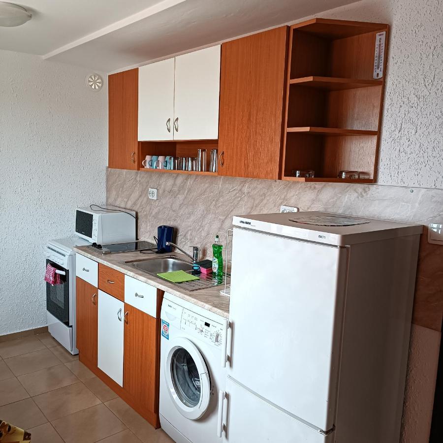 Guest House Olimpiya Sveti Vlas Bagian luar foto