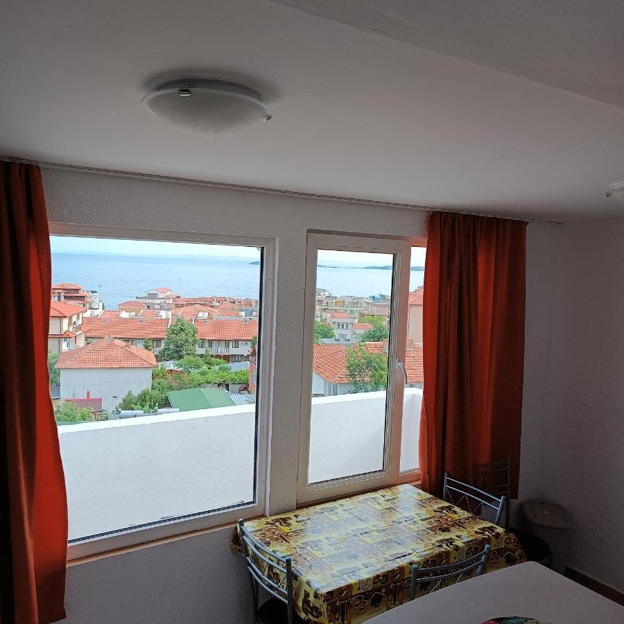 Guest House Olimpiya Sveti Vlas Bagian luar foto