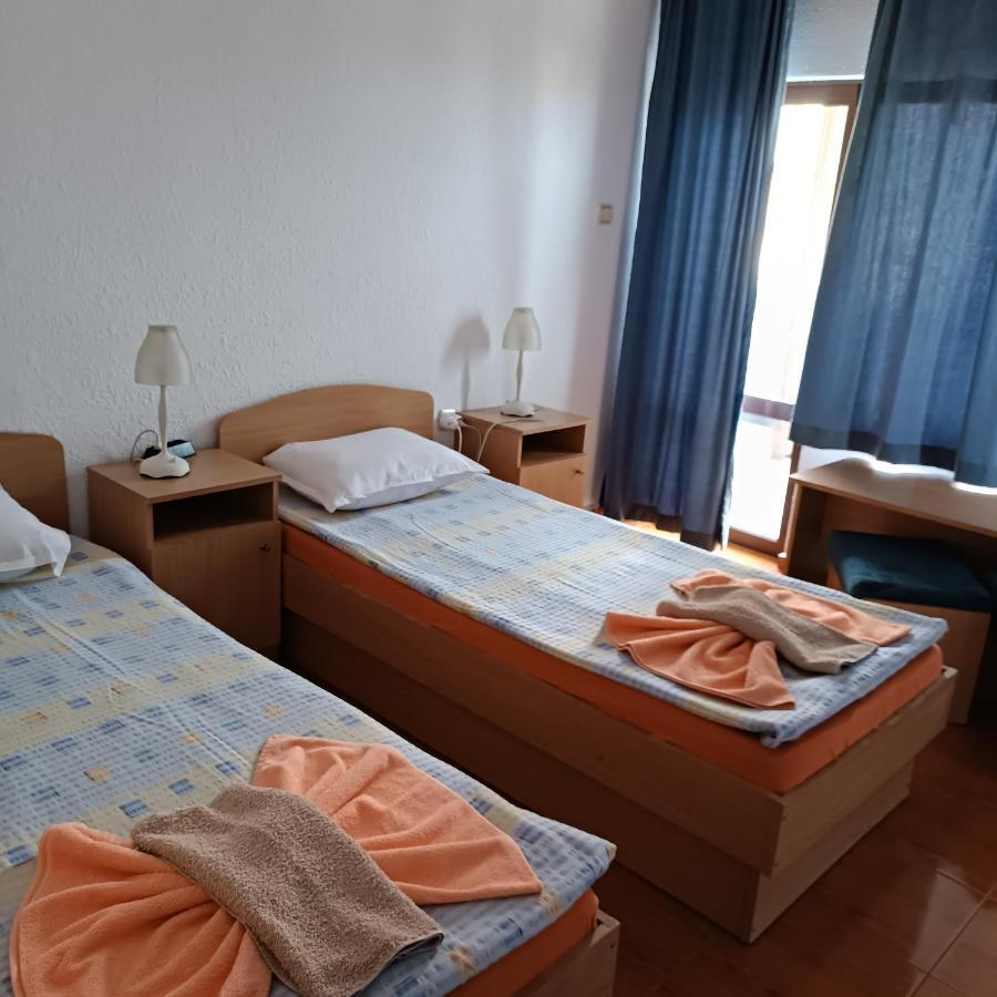Guest House Olimpiya Sveti Vlas Bagian luar foto