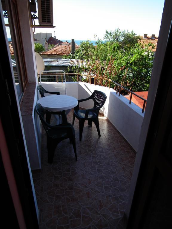 Guest House Olimpiya Sveti Vlas Bagian luar foto